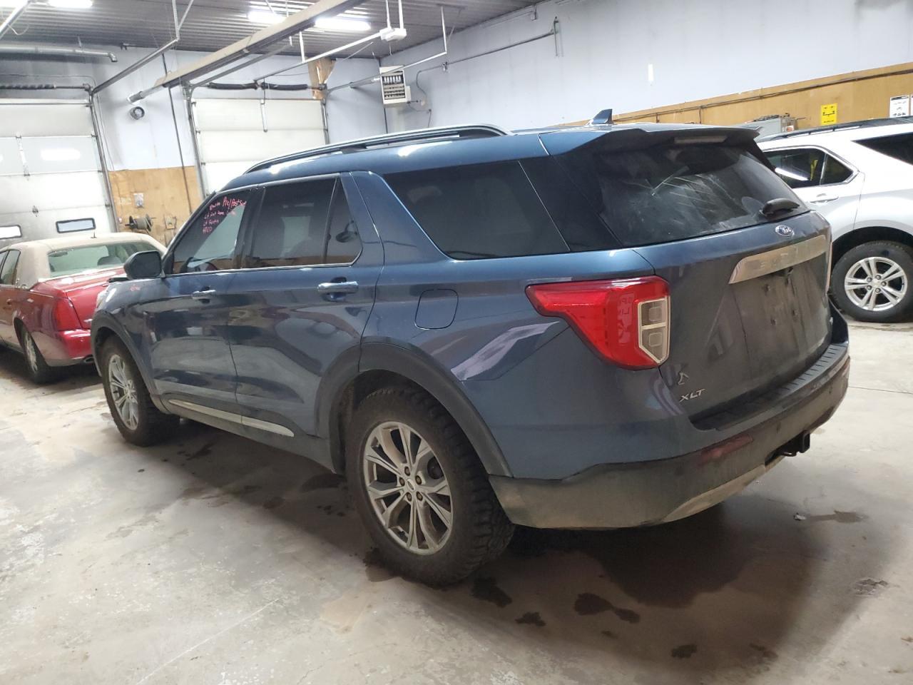 2020 Ford Explorer Xlt - Фото 2