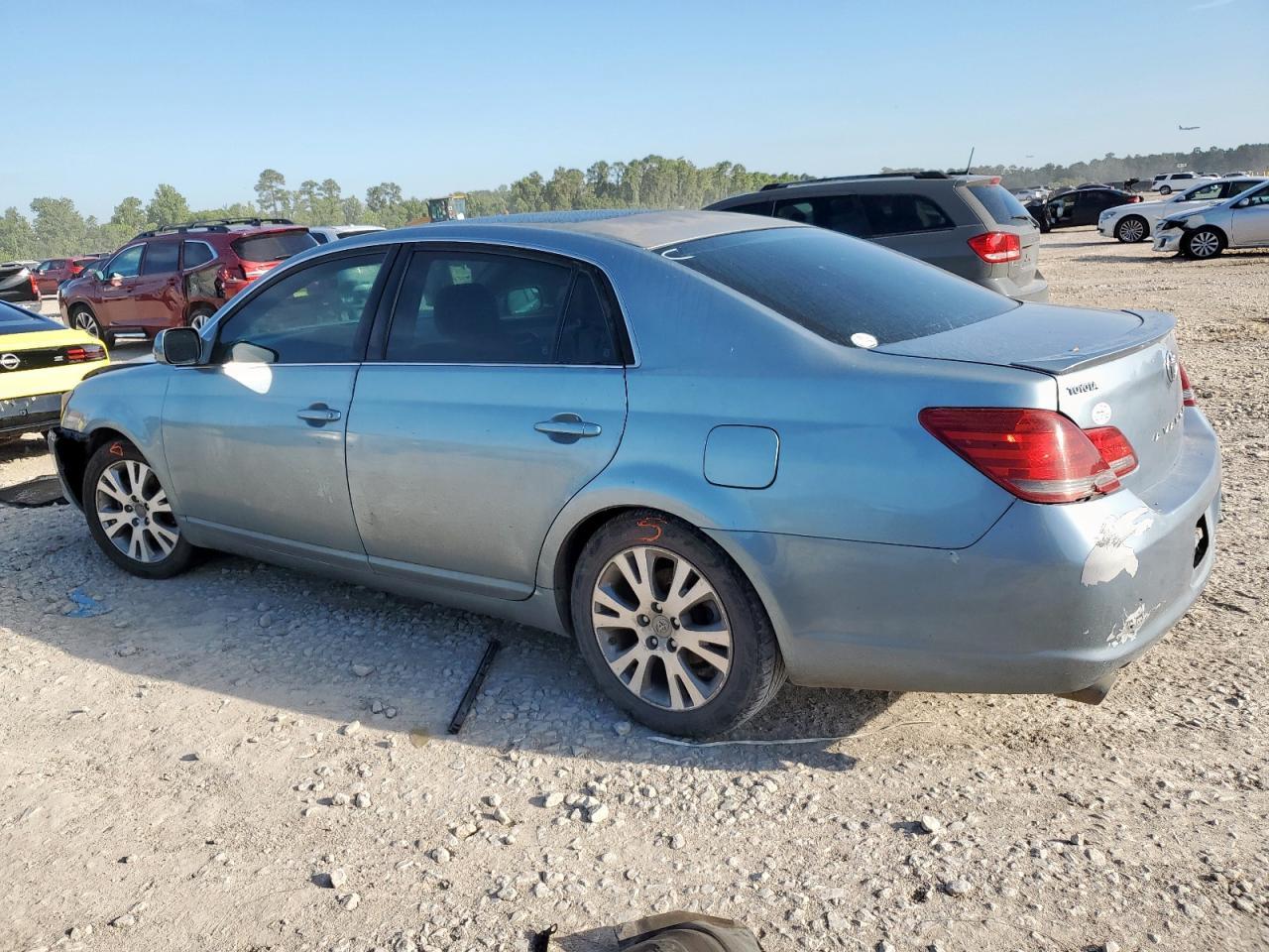 2008 Toyota Avalon Xl - Image 2