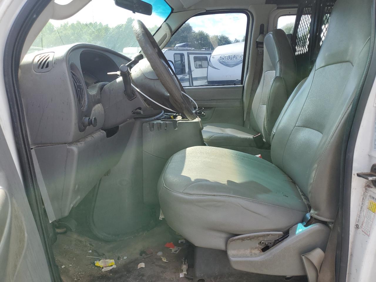 2007 Ford Econoline E150 Van - Фото 7