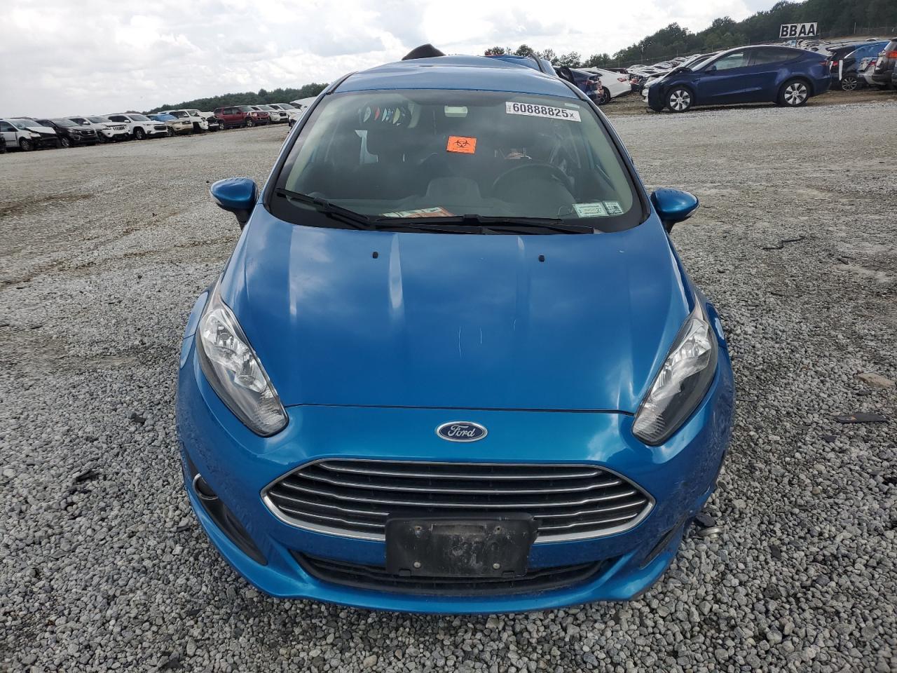 2015 Ford Fiesta Se - Фото 5