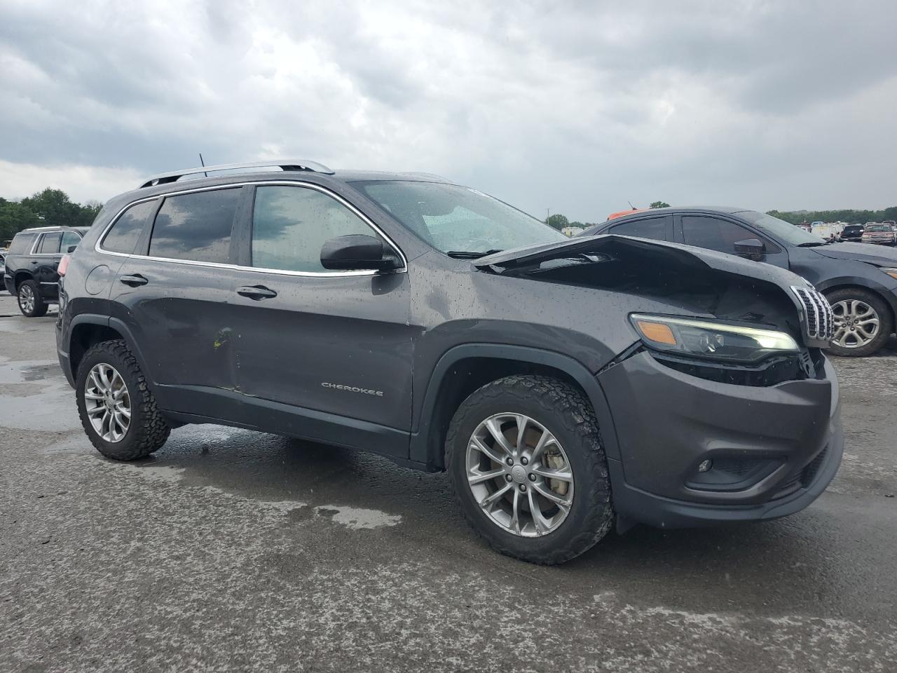 2019 Jeep Cherokee Latitude Plus - Image 4