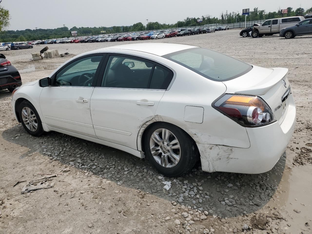 2012 Nissan Altima Base - Фото 2
