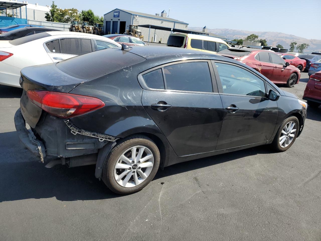 2017 Kia Forte Lx - Image 3