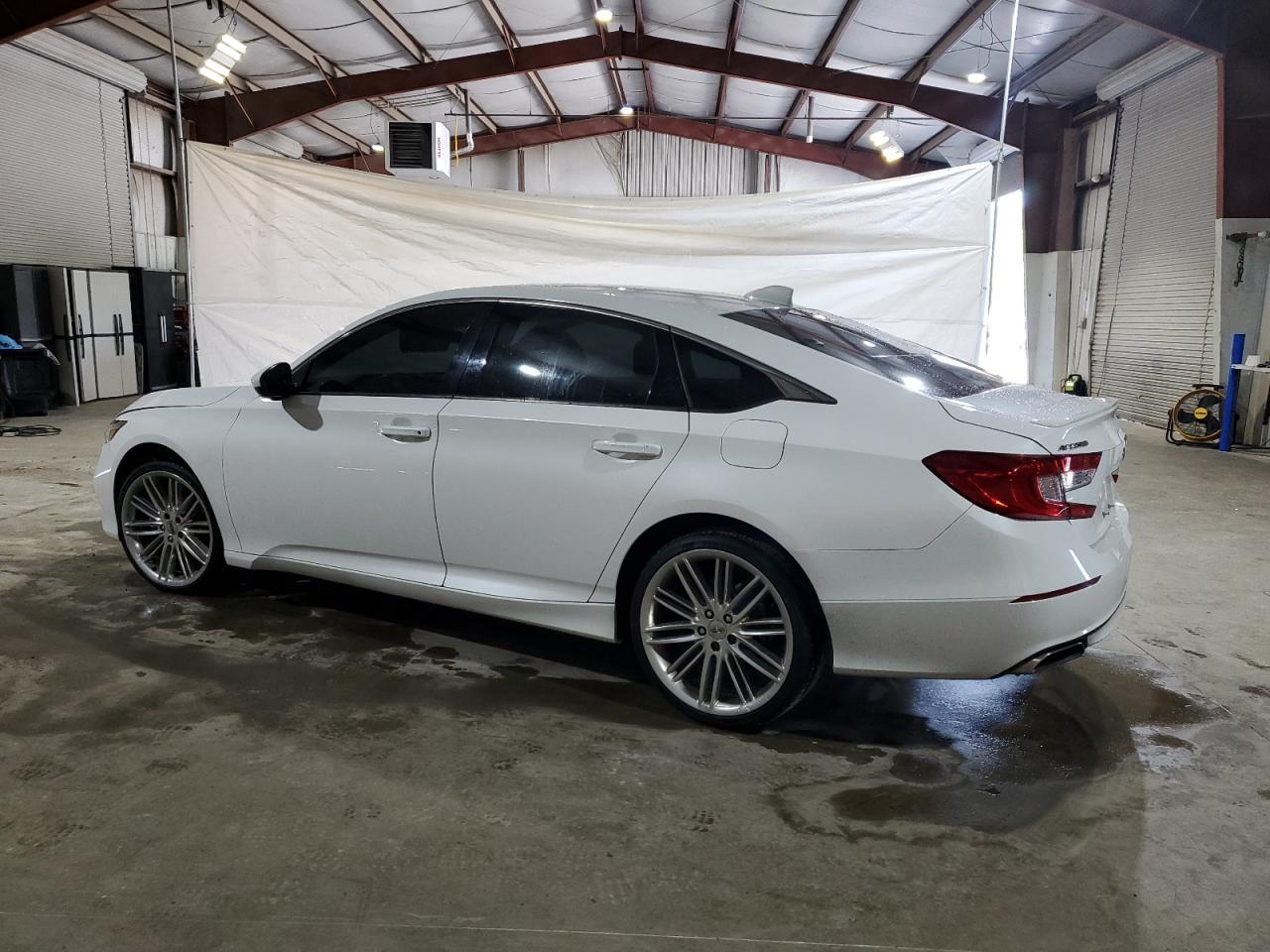 2020 Honda Accord Sport - Image 2