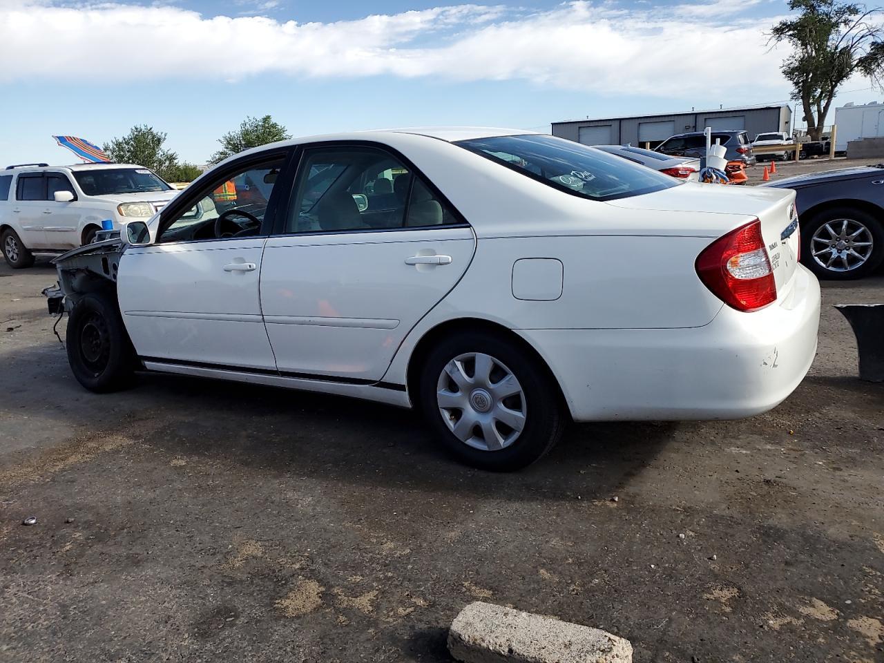 2004 Toyota Camry Le - Фото 2