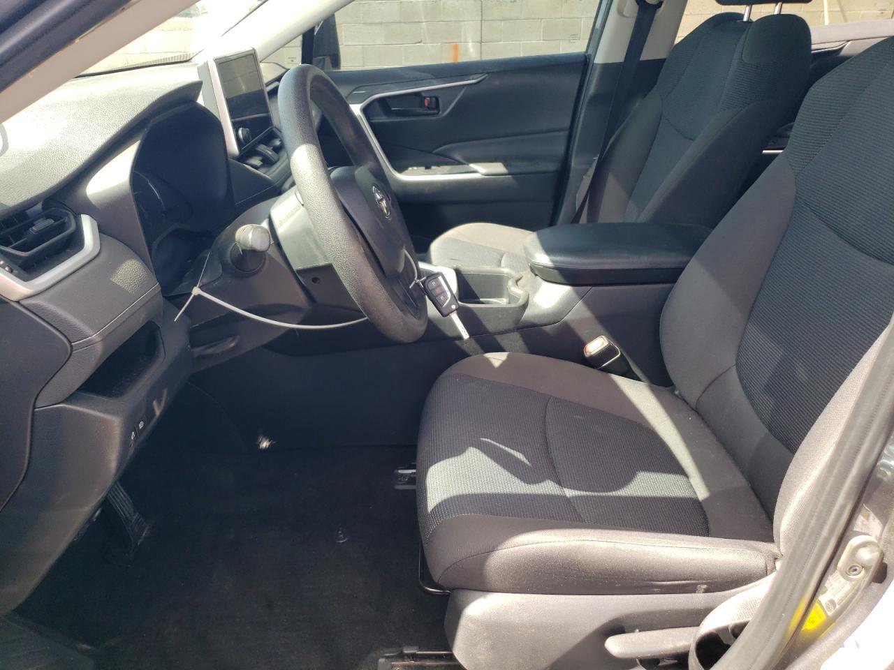 2023 Toyota Rav4 Le - Фото 7