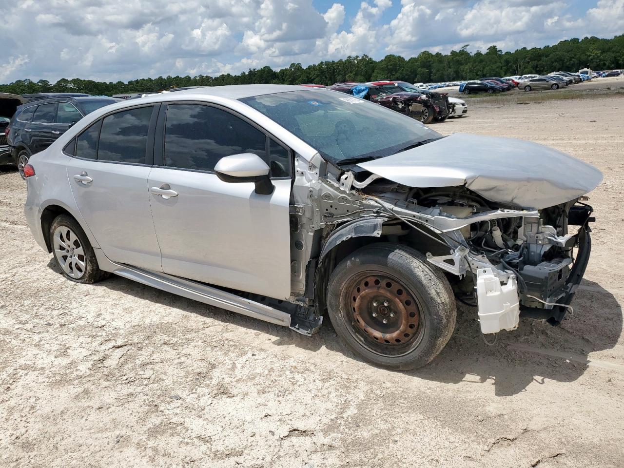 2021 Toyota Corolla Le - Image 4