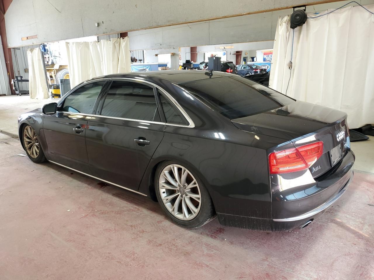 2011 Audi A8 - Фото 2