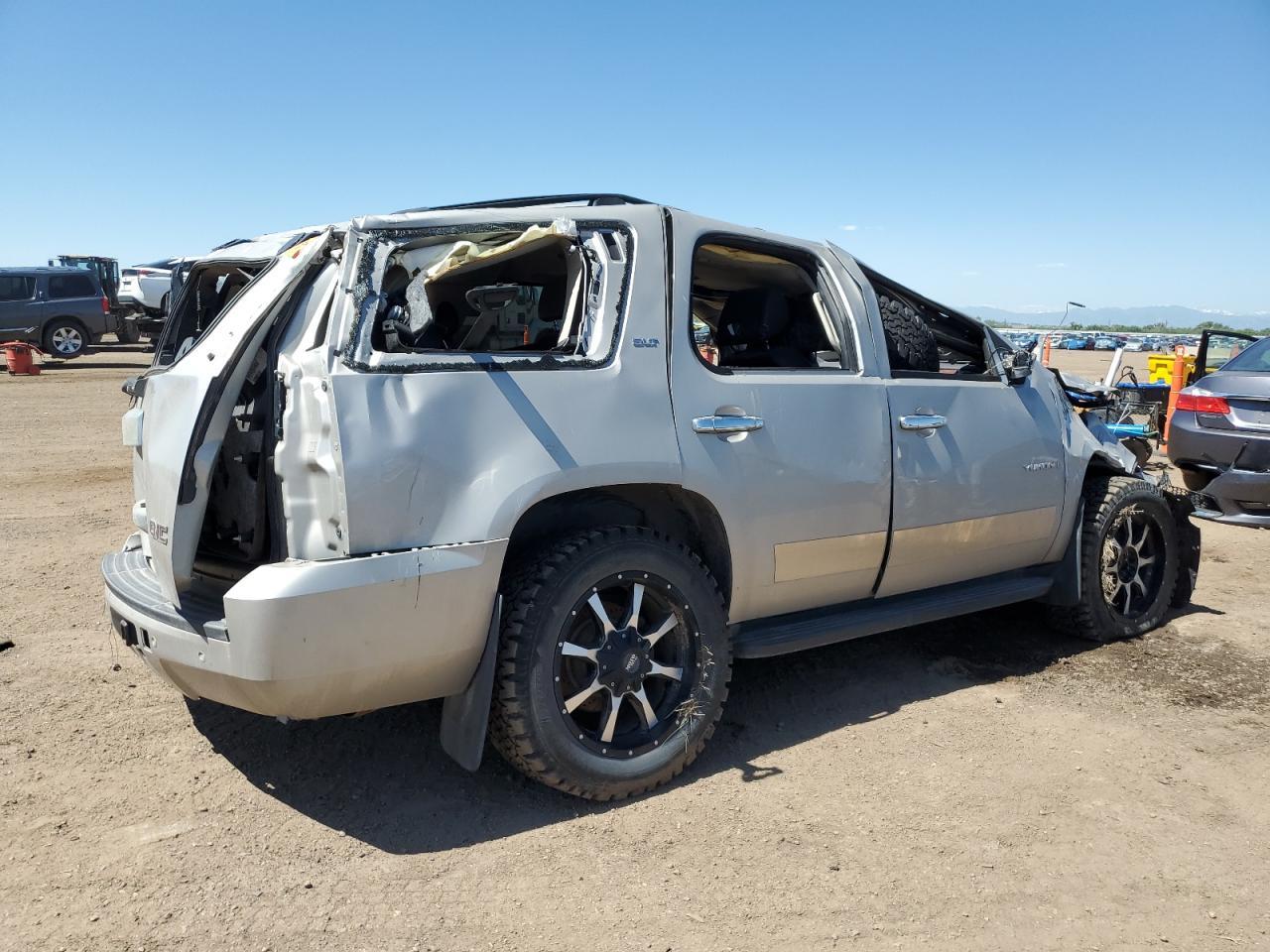 2008 GMC Yukon - Фото 3