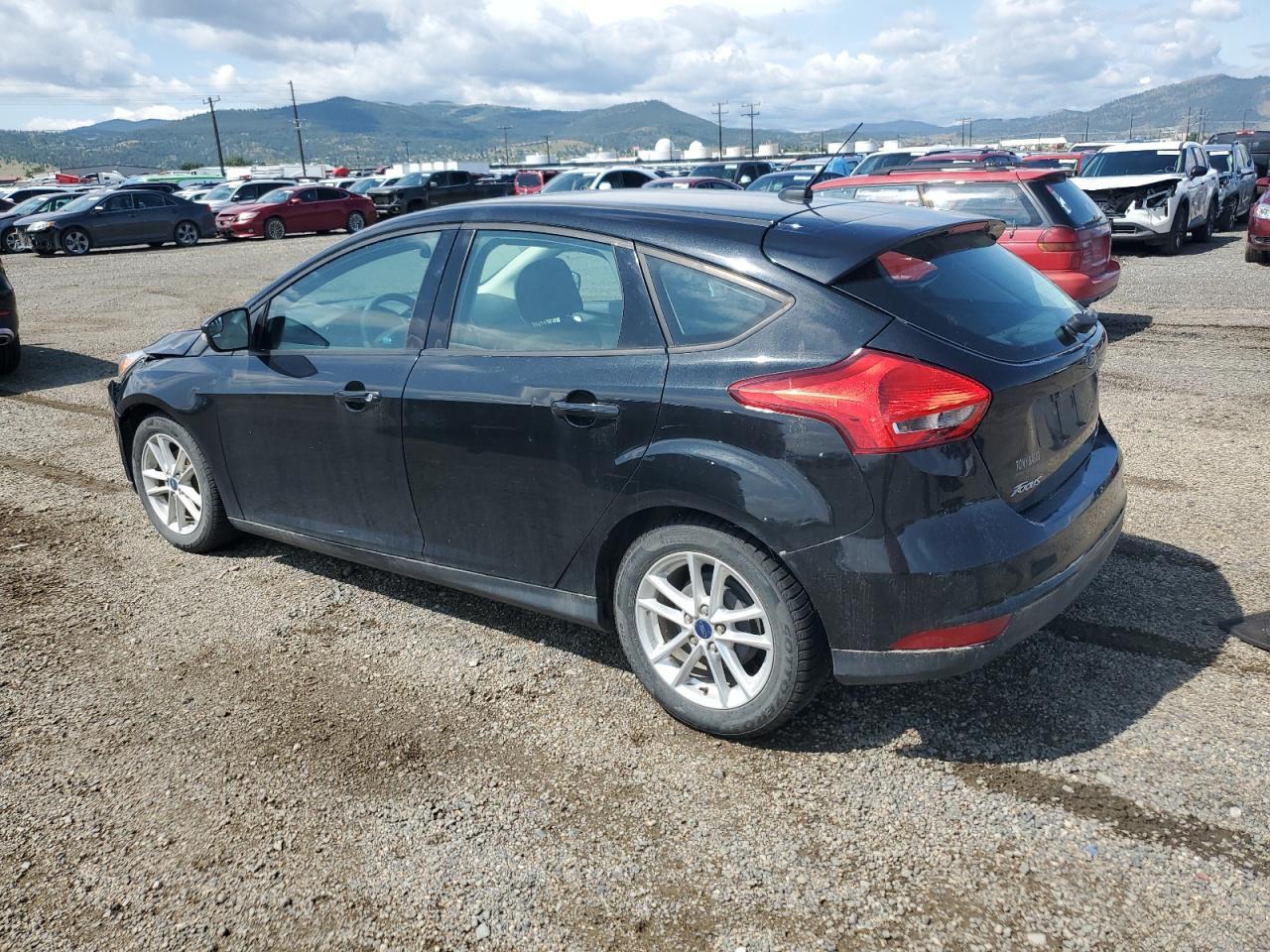 2015 Ford Focus Se - Image 2