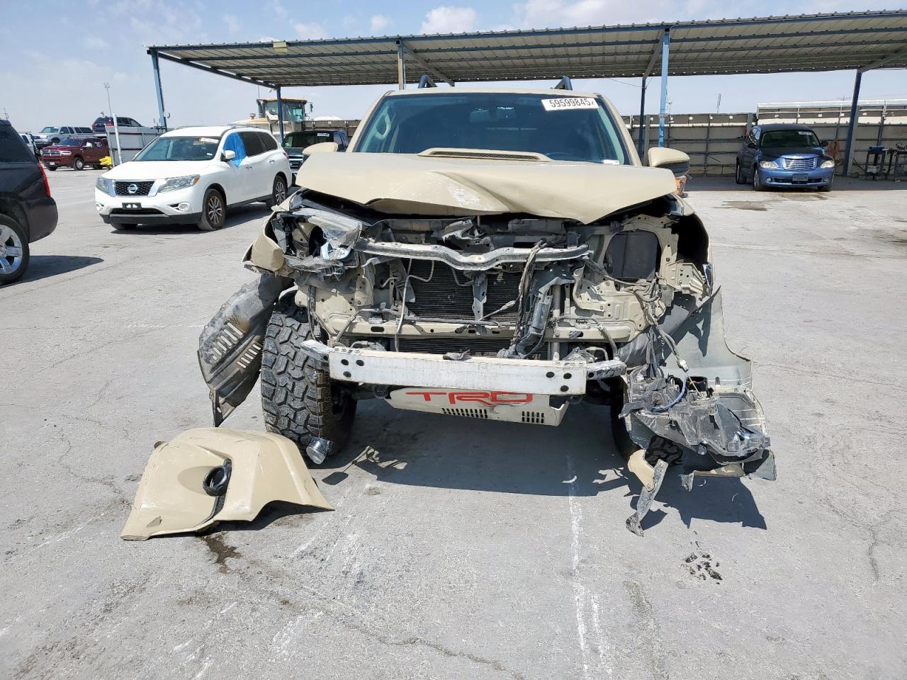 2016 Toyota 4Runner Sr5/Sr5 Premium - Image 5