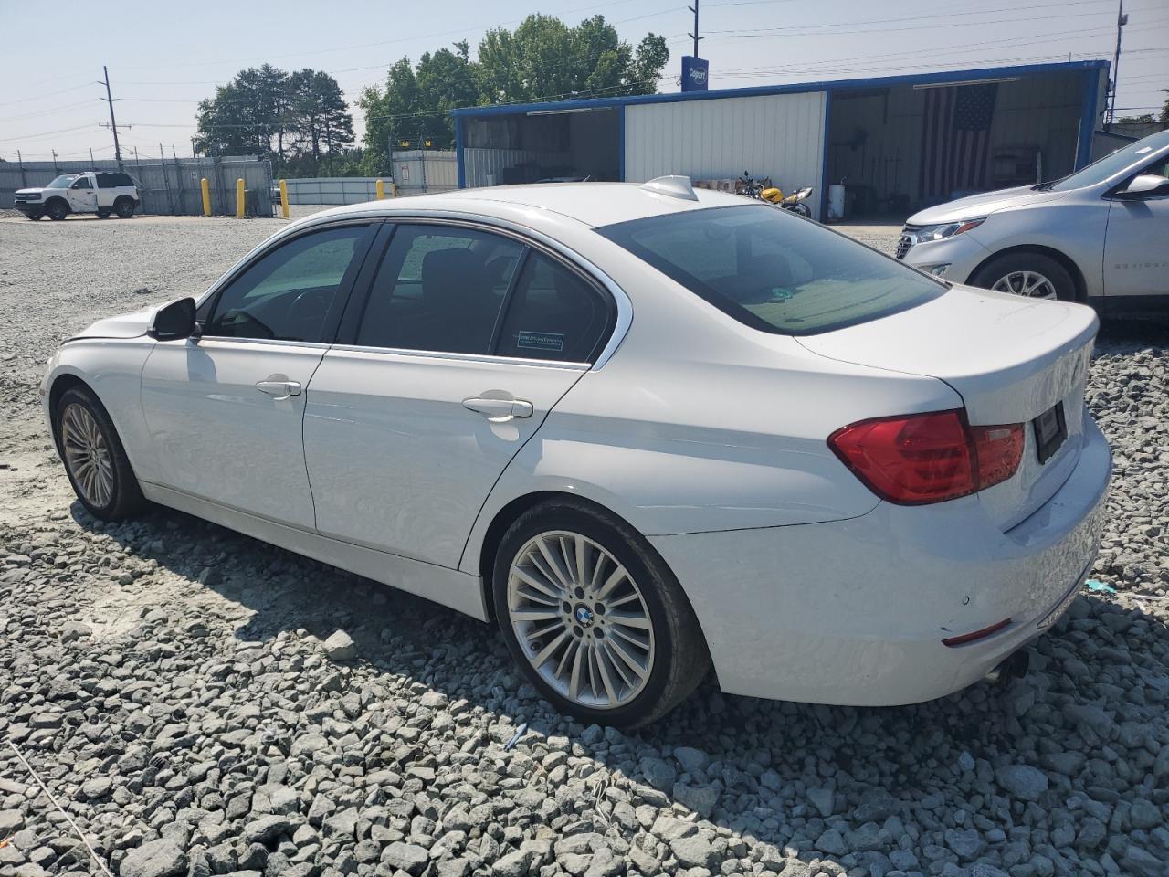 2012 BMW 328 I - Image 2