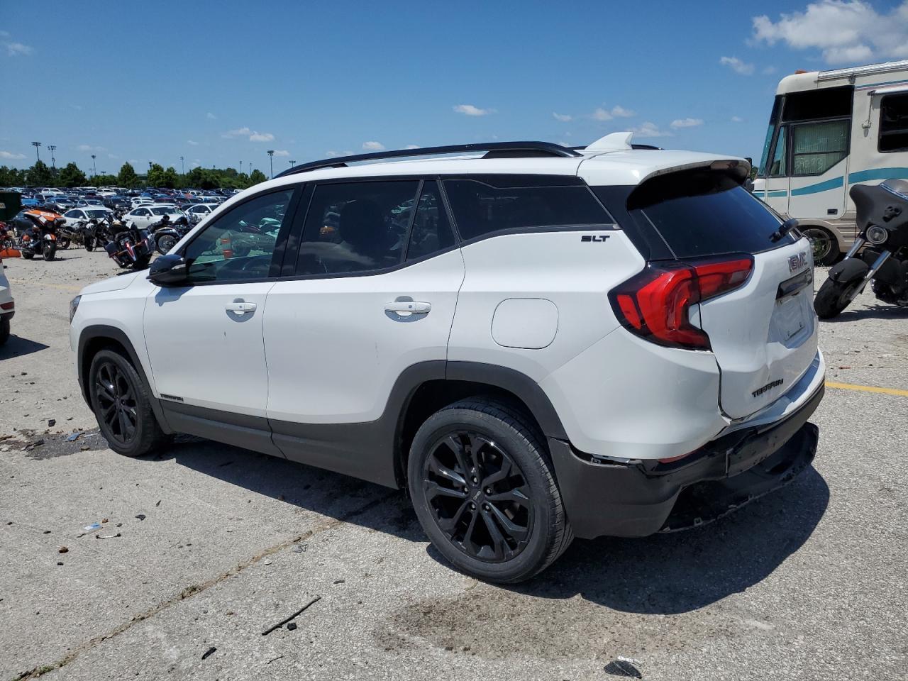 2021 GMC Terrain Slt - Фото 2