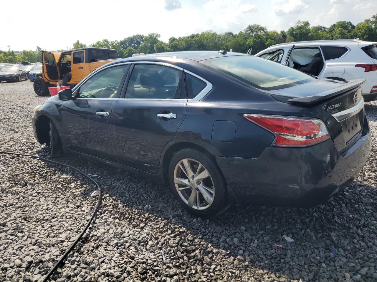 2015 Nissan Altima 2.5 - Image 2