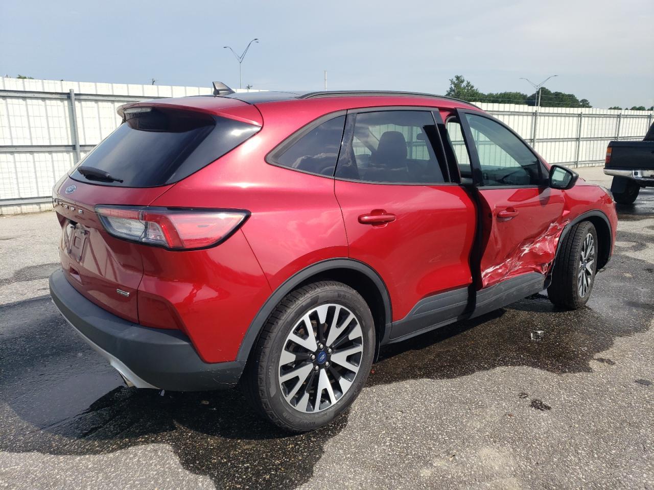 2020 Ford Escape Se Sport - Фото 3