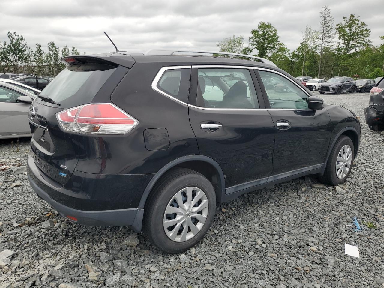 2015 Nissan Rogue S - Фото 3