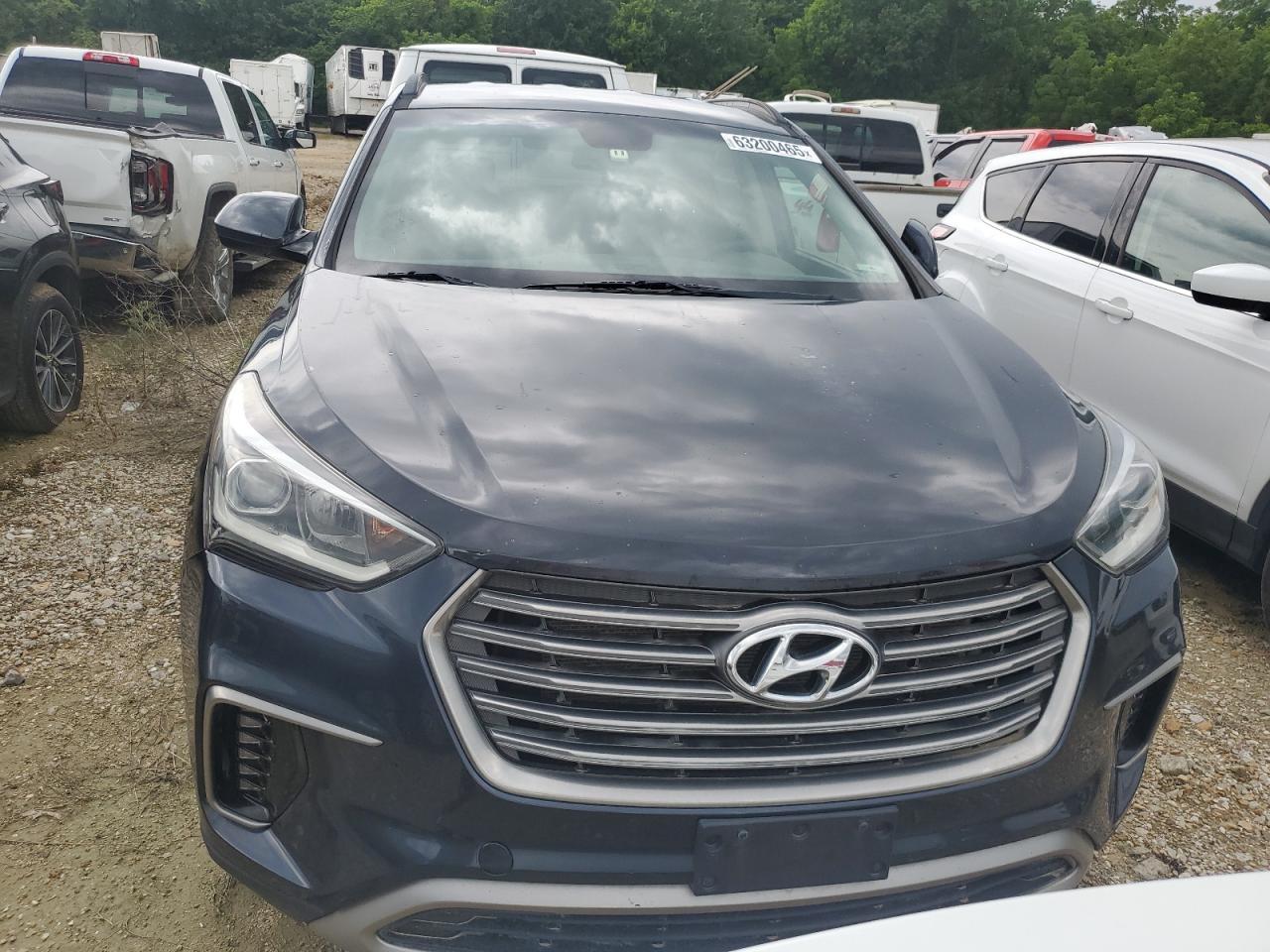 2017 Hyundai Santa Fe Se - Image 5