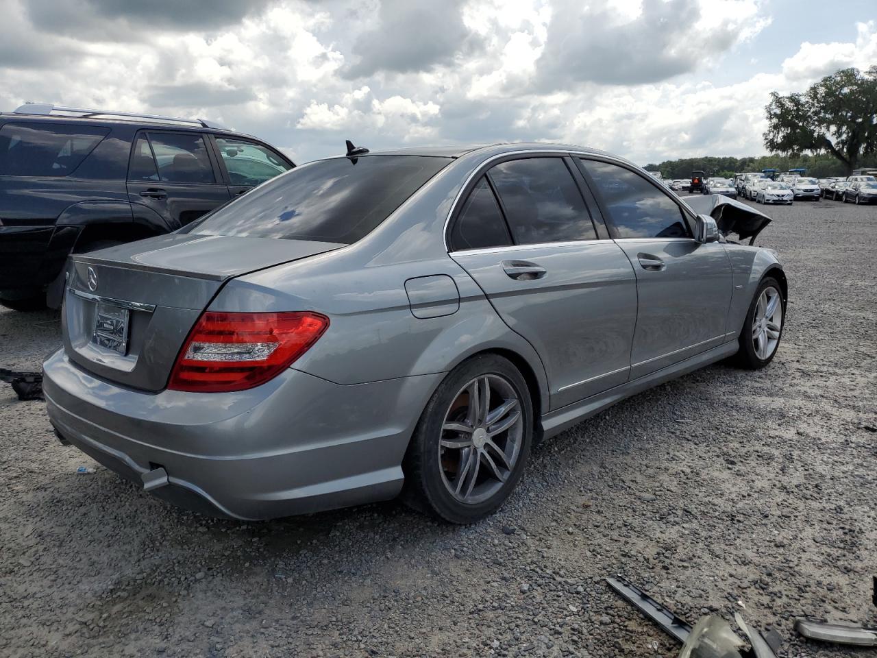 2012 Mercedes-Benz C 250 - Фото 3