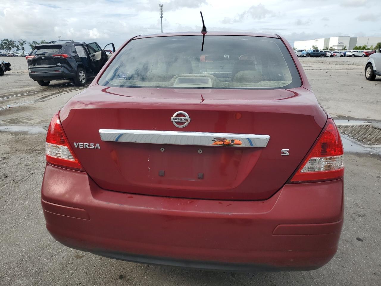 2007 Nissan Versa S - Фото 6