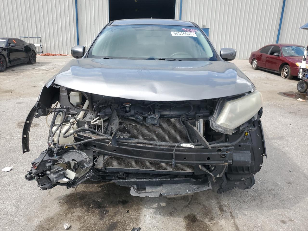 2016 Nissan Rogue S - Image 5