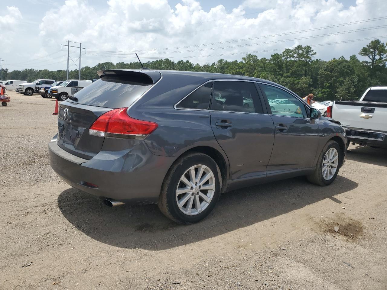 2011 Toyota Venza - Image 3