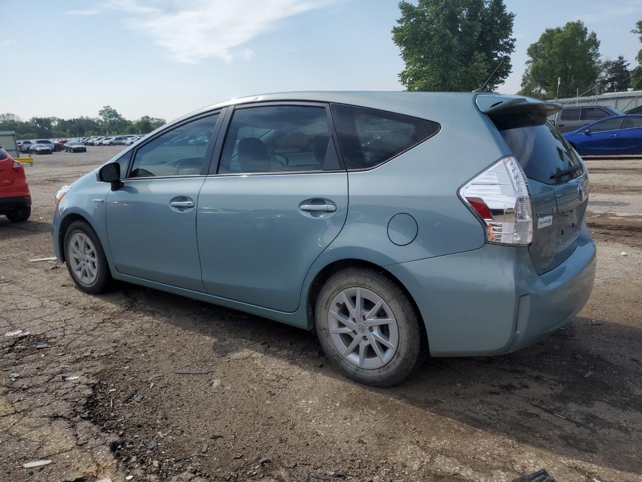 2014 Toyota Prius V - Image 2
