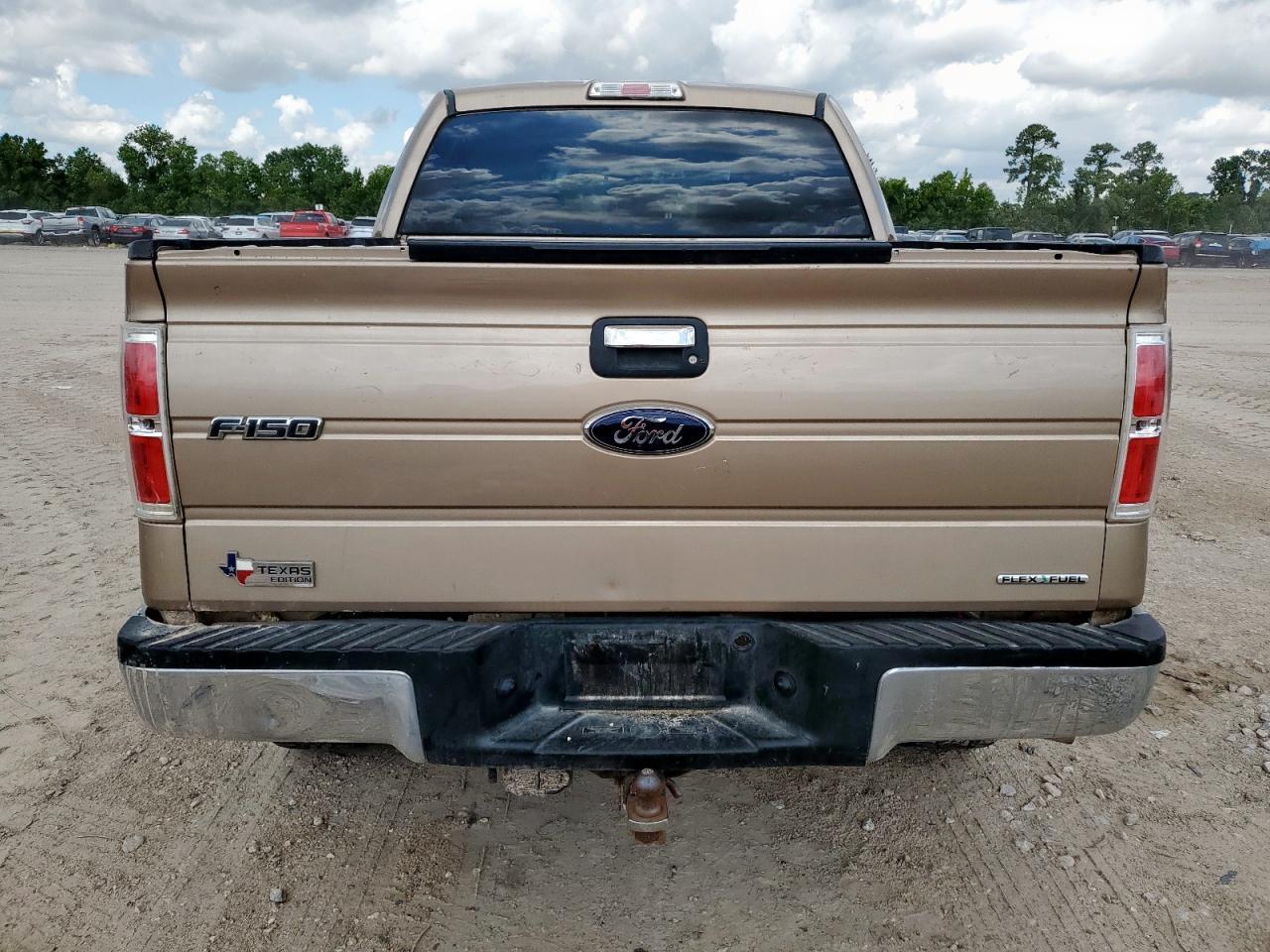 2013 Ford F150 Super - Фото 6