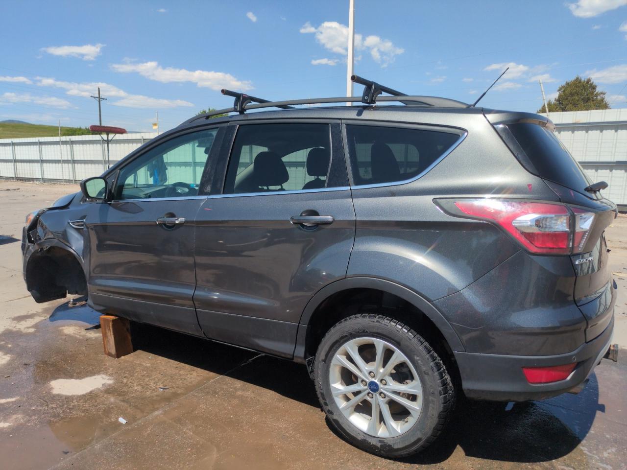 2017 Ford Escape Se - Фото 2