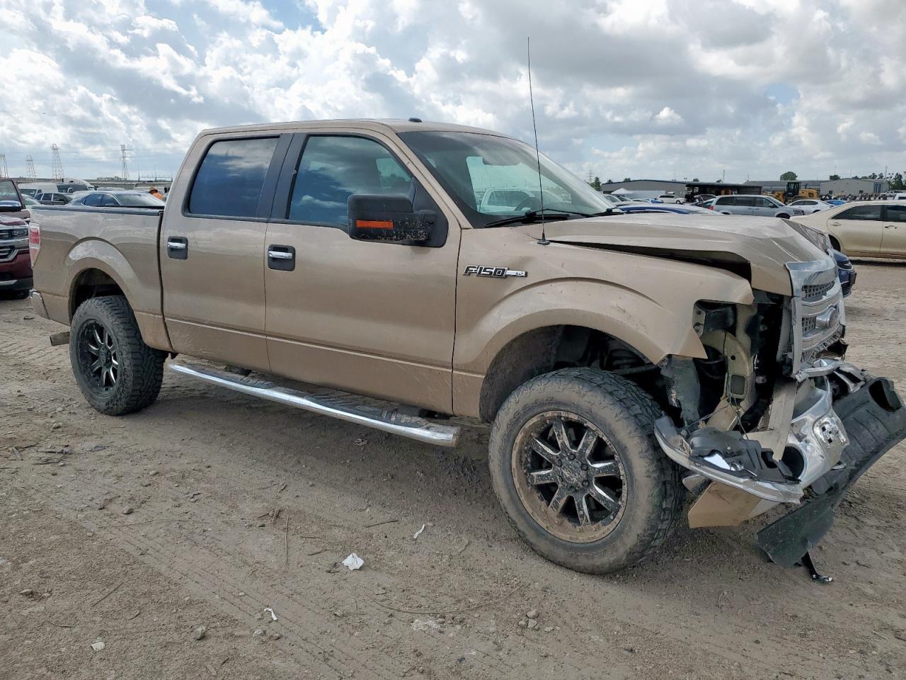 2013 Ford F150 Super - Фото 4