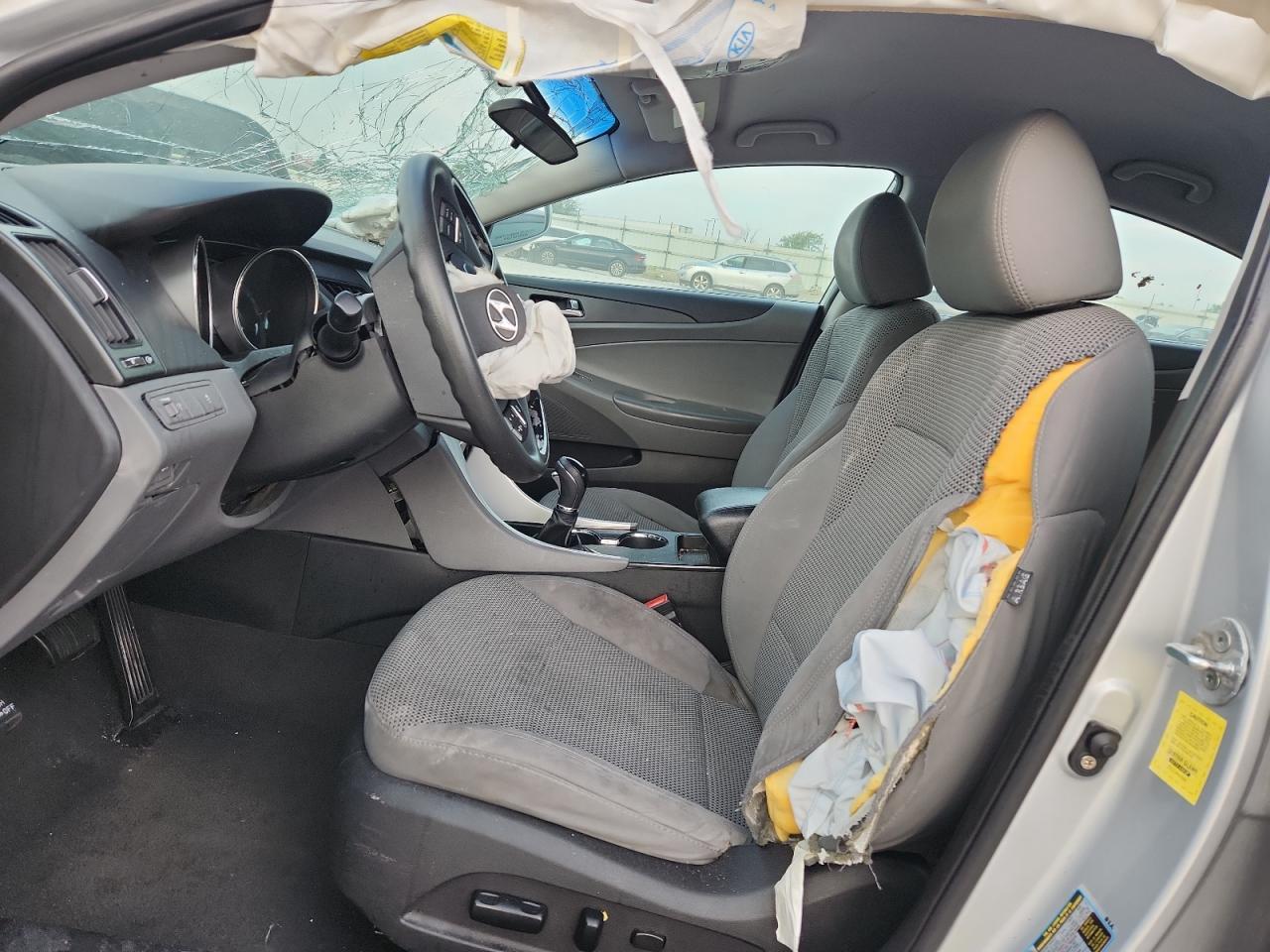 2011 Hyundai Sonata Gls - Image 7