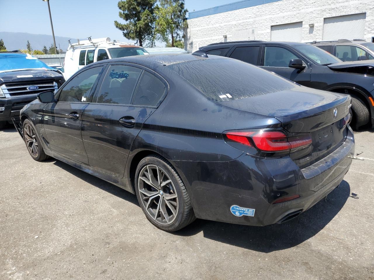 2021 BMW 530E - Image 2