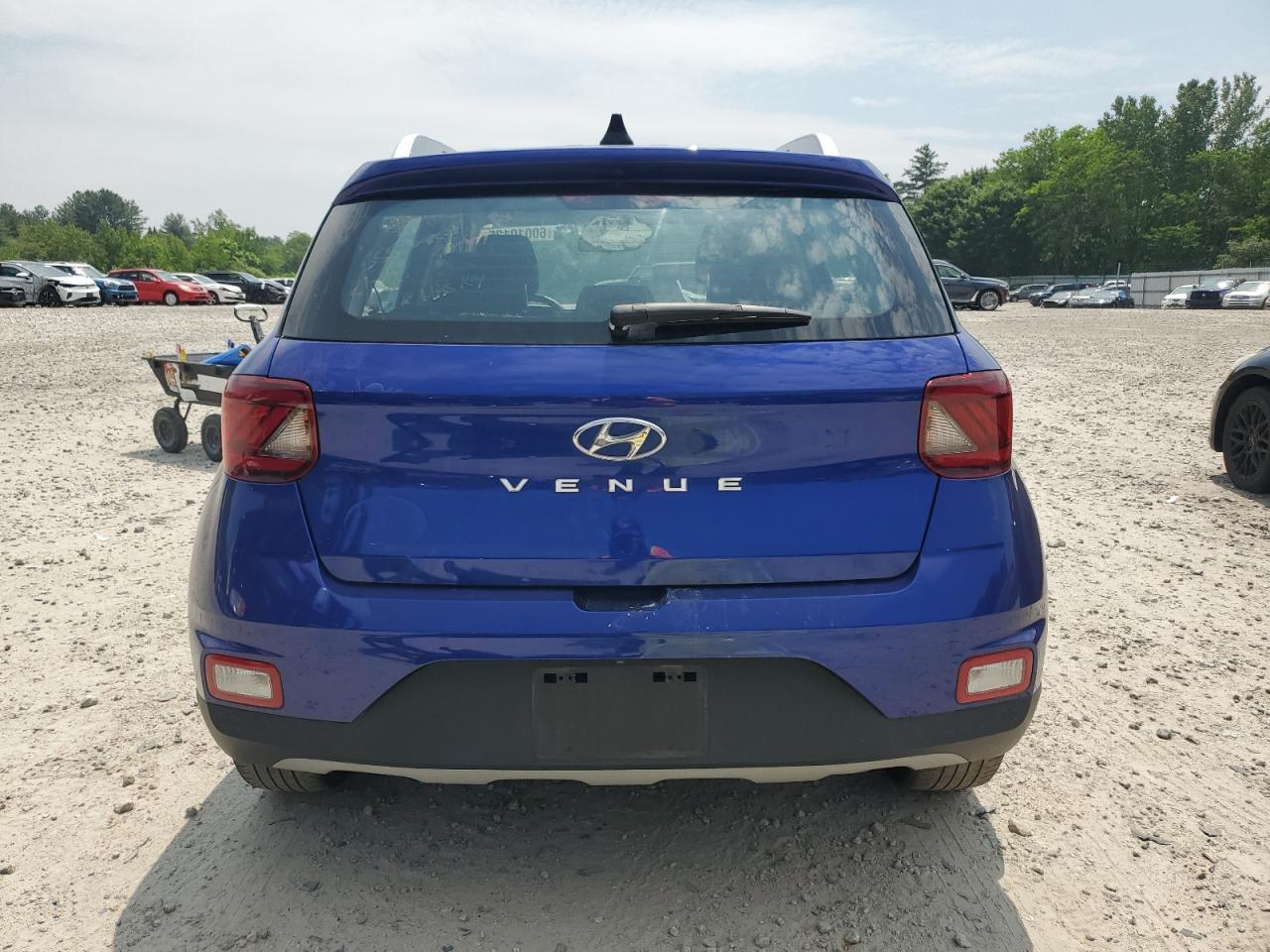 2022 Hyundai Venue Sel - Image 6