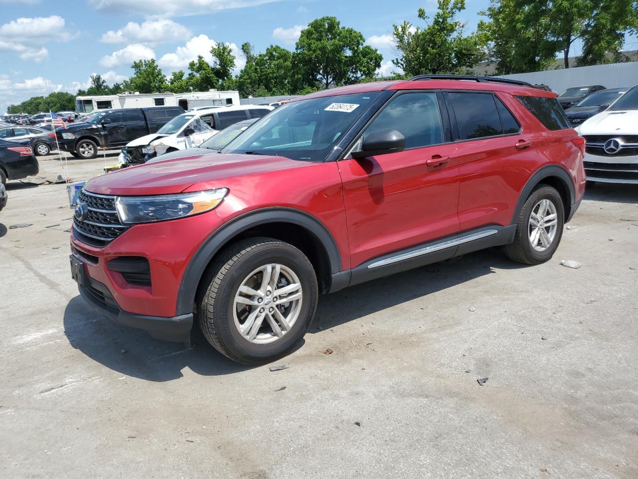 2023 Ford Explorer Xlt