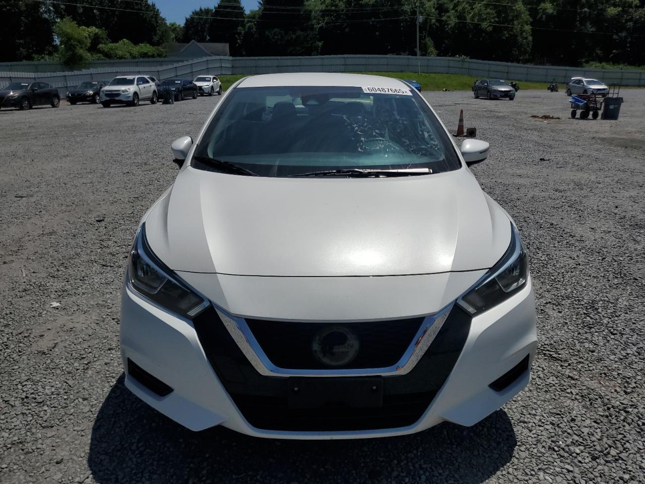 2021 Nissan Versa Sv - Image 5