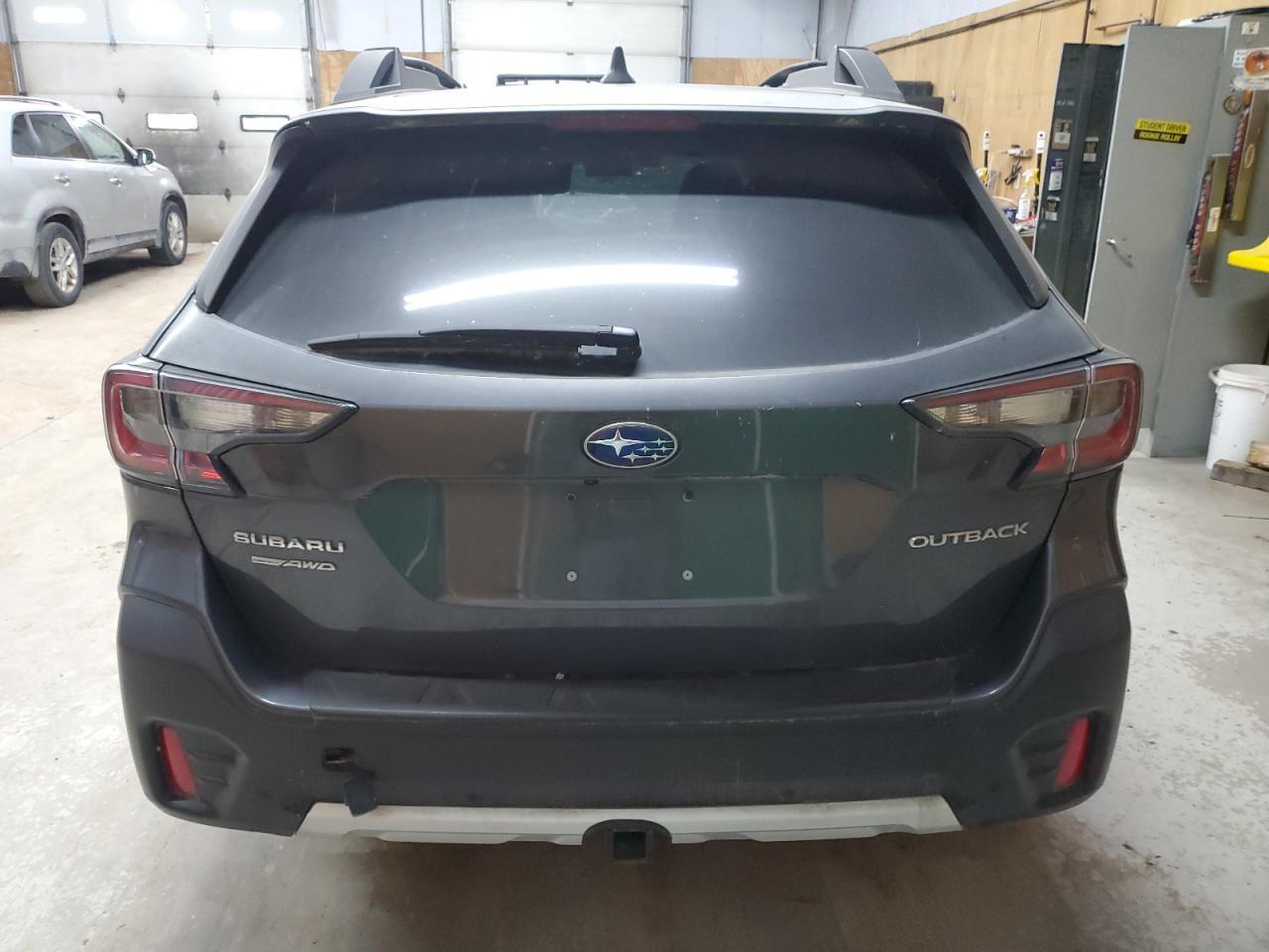 2020 Subaru Outback Limited - Image 6