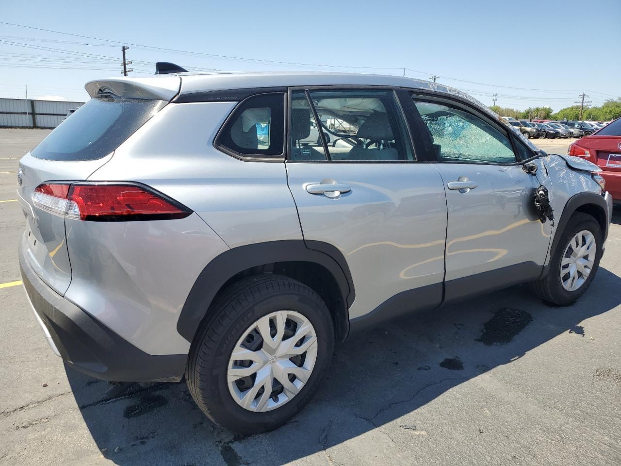 2024 Toyota Corolla Cross L - Фото 3