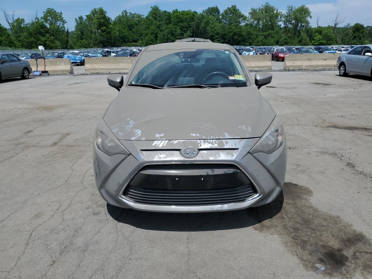 2016 Scion Ia - Image 5