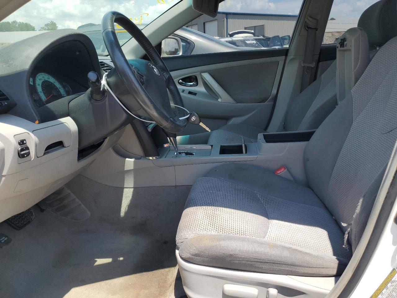 2007 Toyota Camry Le - Image 7