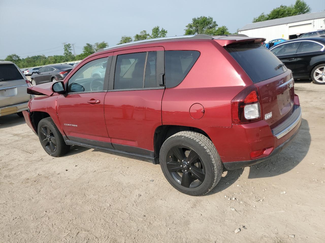2015 Jeep Compass Latitude - Фото 2