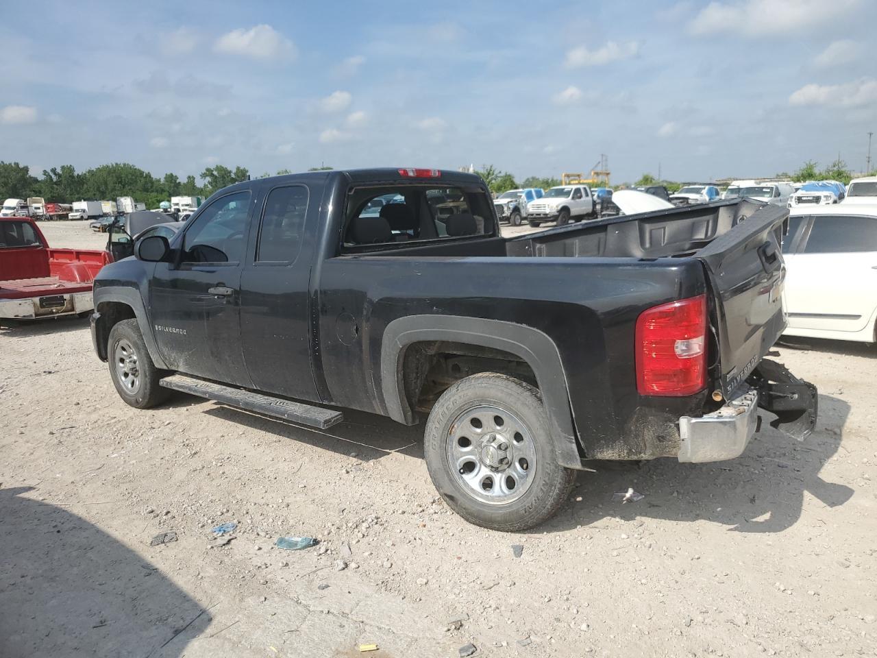 2009 Chevrolet Silverado C1500 - Фото 2