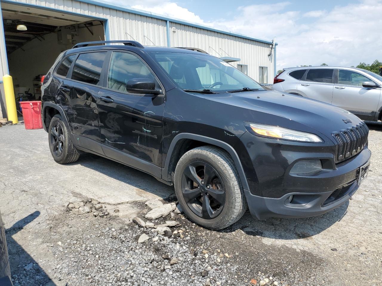 2015 Jeep Cherokee Latitude - Image 4