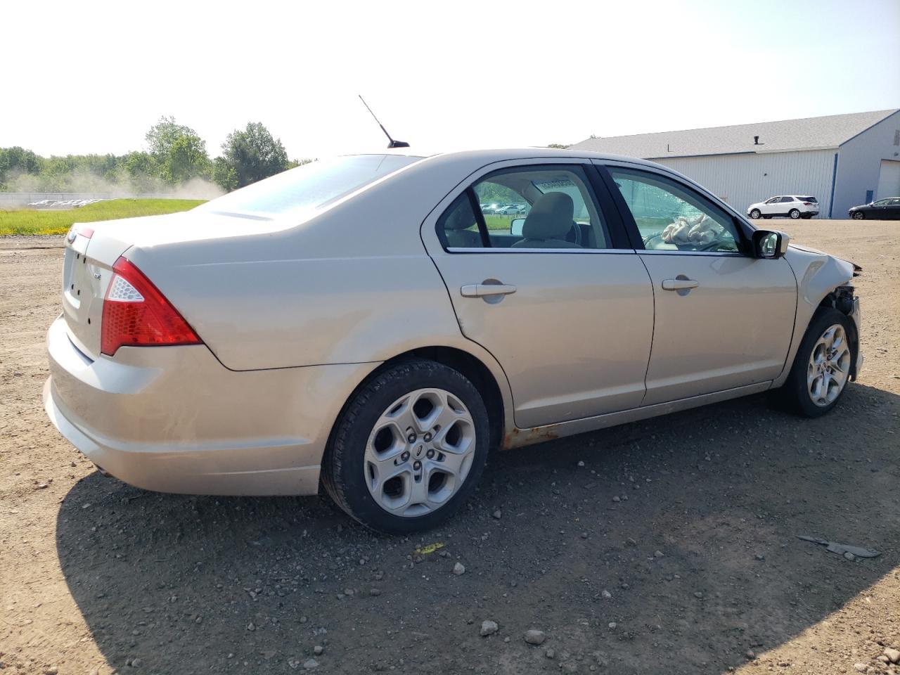 2010 Ford Fusion Se - Фото 3