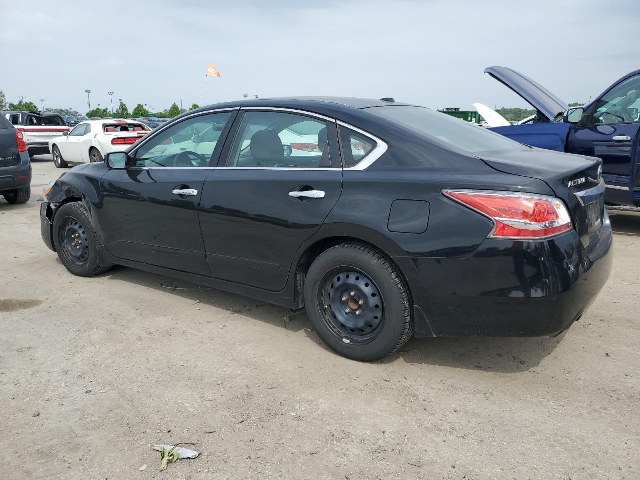 2014 Nissan Altima 2.5 - Image 2