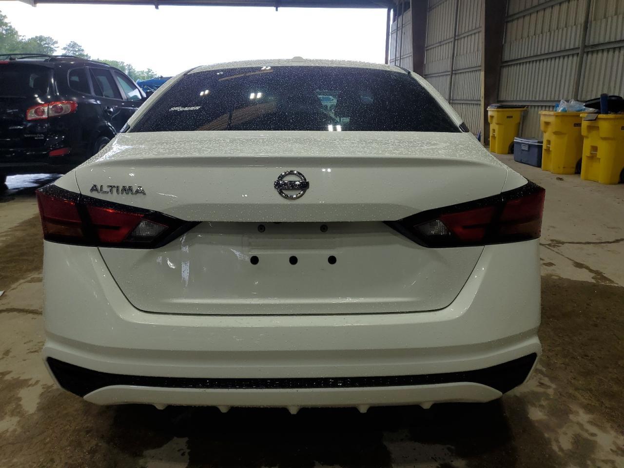2020 Nissan Altima S - Image 6