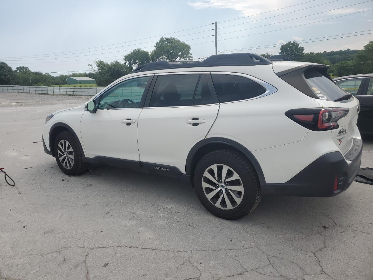 2021 Subaru Outback Premium - Фото 2
