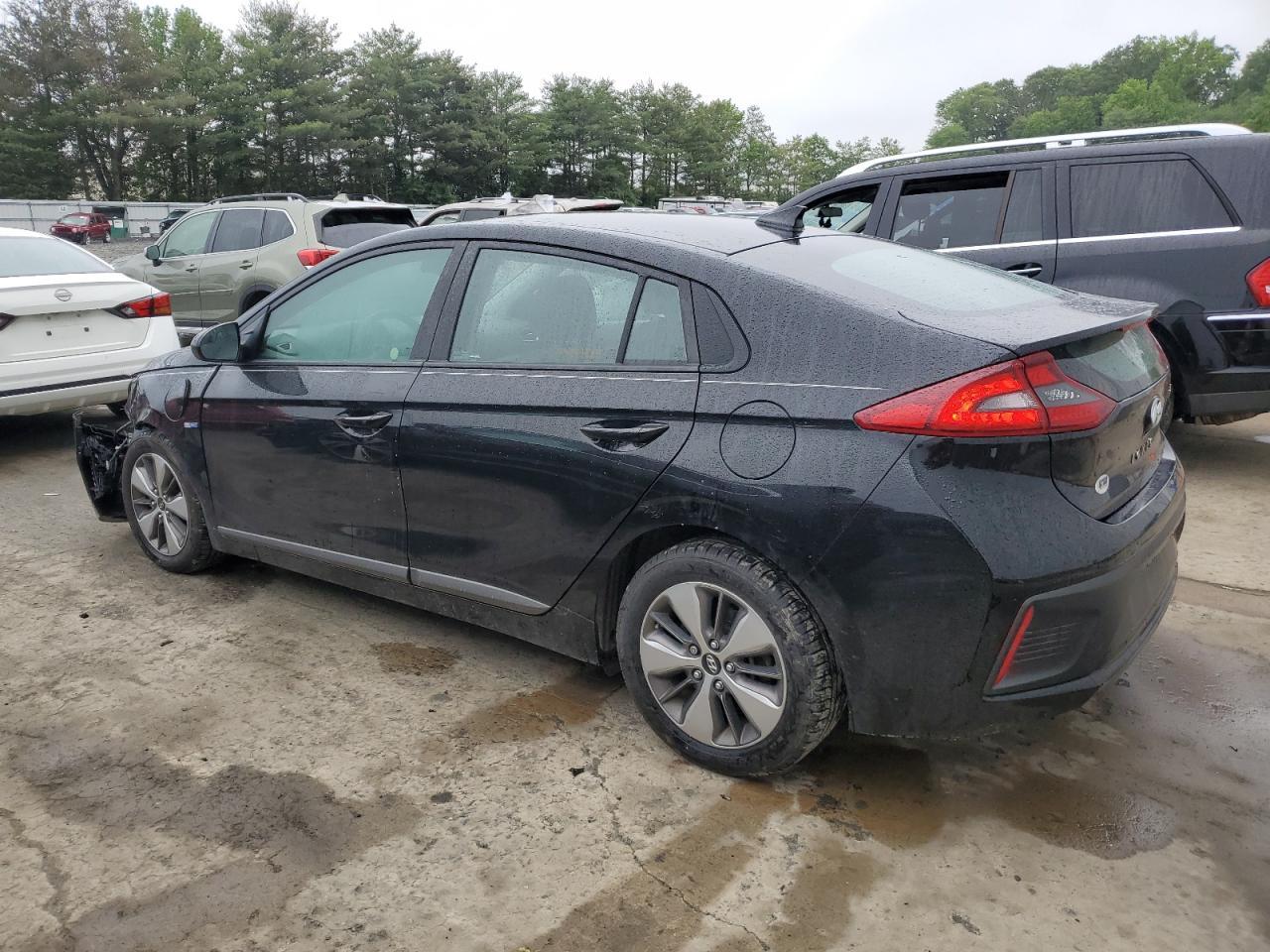 2019 Hyundai Ioniq - Фото 2