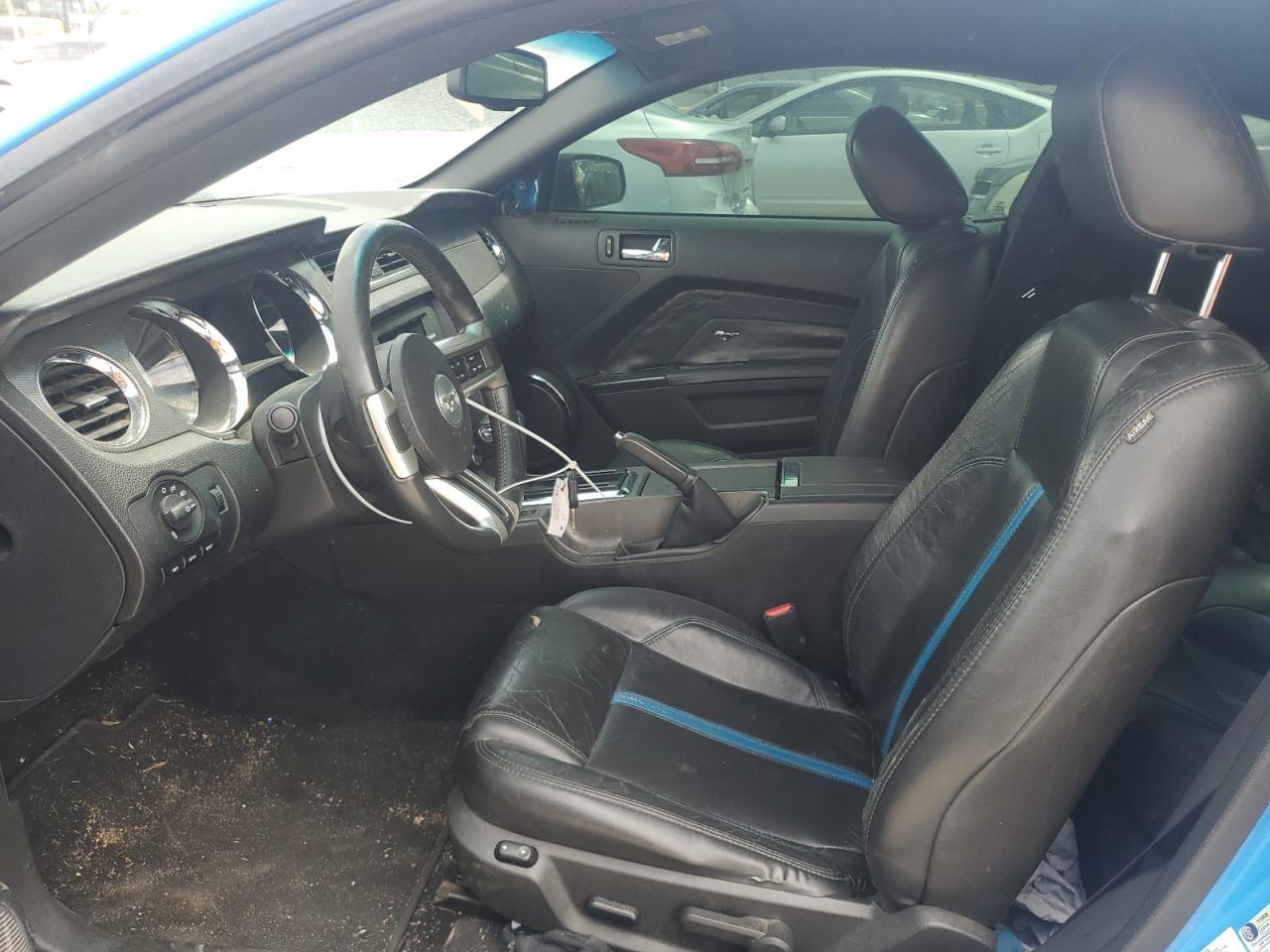 2010 Ford Mustang Gt - Image 7