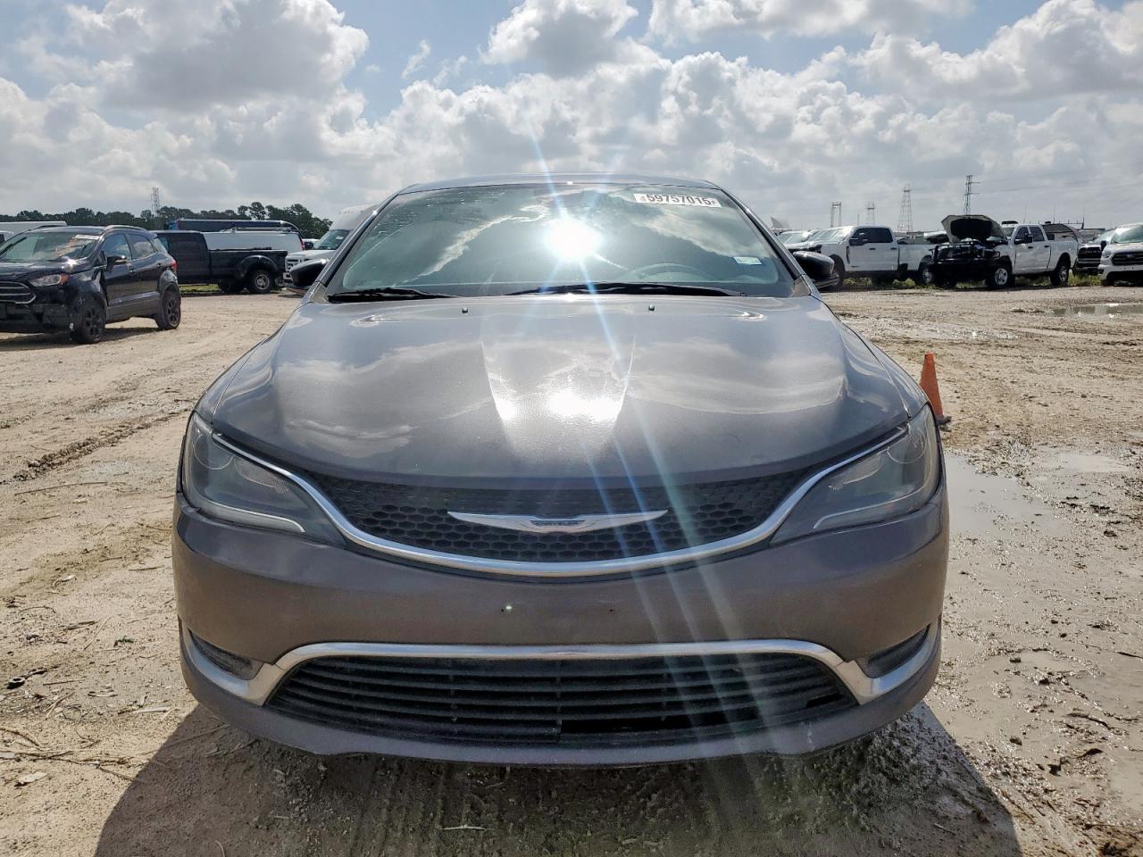 2015 Chrysler 200 Limited - Фото 5