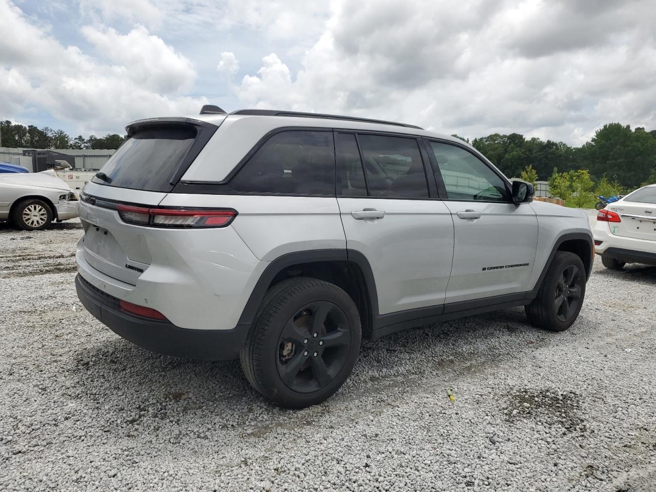 2023 Jeep Grand Cherokee Limited - Фото 3