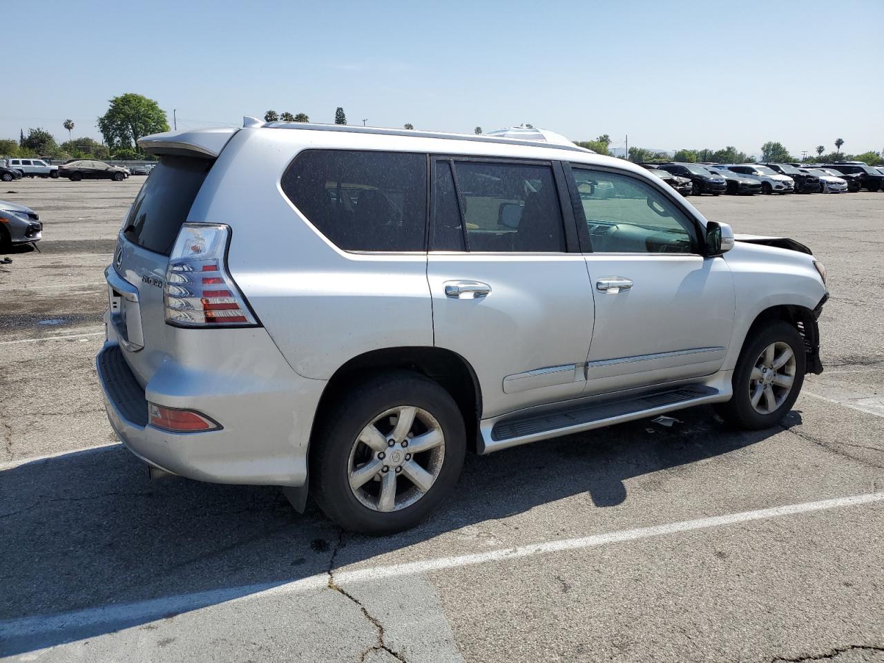 2016 Lexus Gx 460 - Фото 3